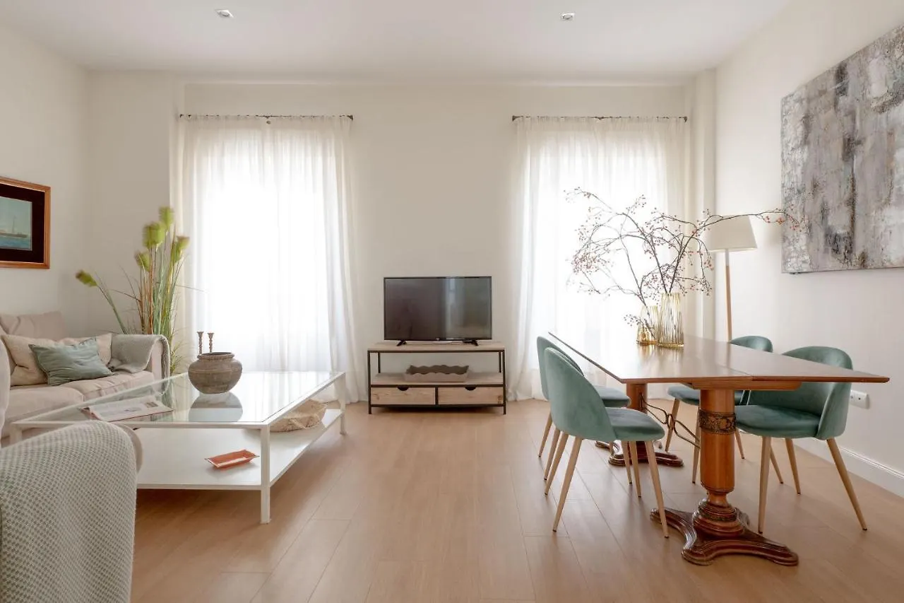 Plaza Nueva 2 Bedrooms & 2 Bathrooms Seville Spain