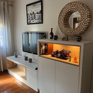  Apartment En Luis Montoto, Nervion. Centrico